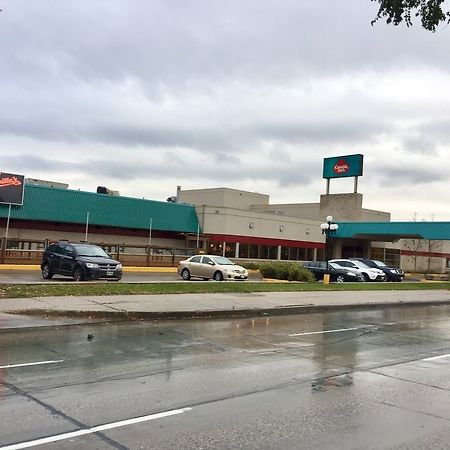 Canad Inns Destination Centre Transcona Winnipeg Ngoại thất bức ảnh