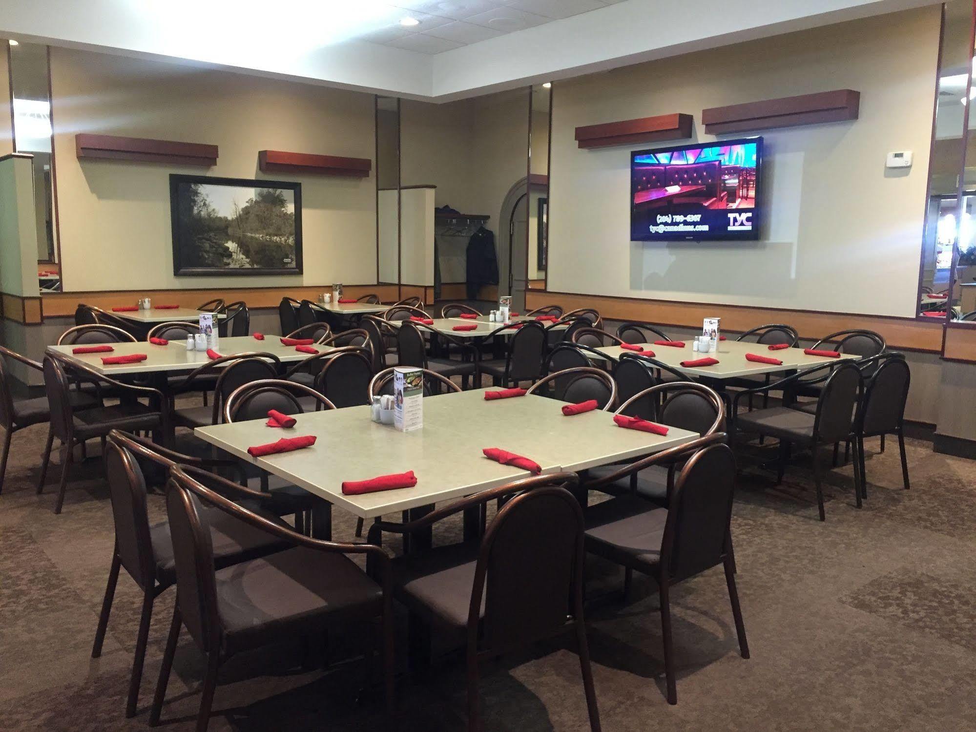 Canad Inns Destination Centre Transcona Winnipeg Ngoại thất bức ảnh